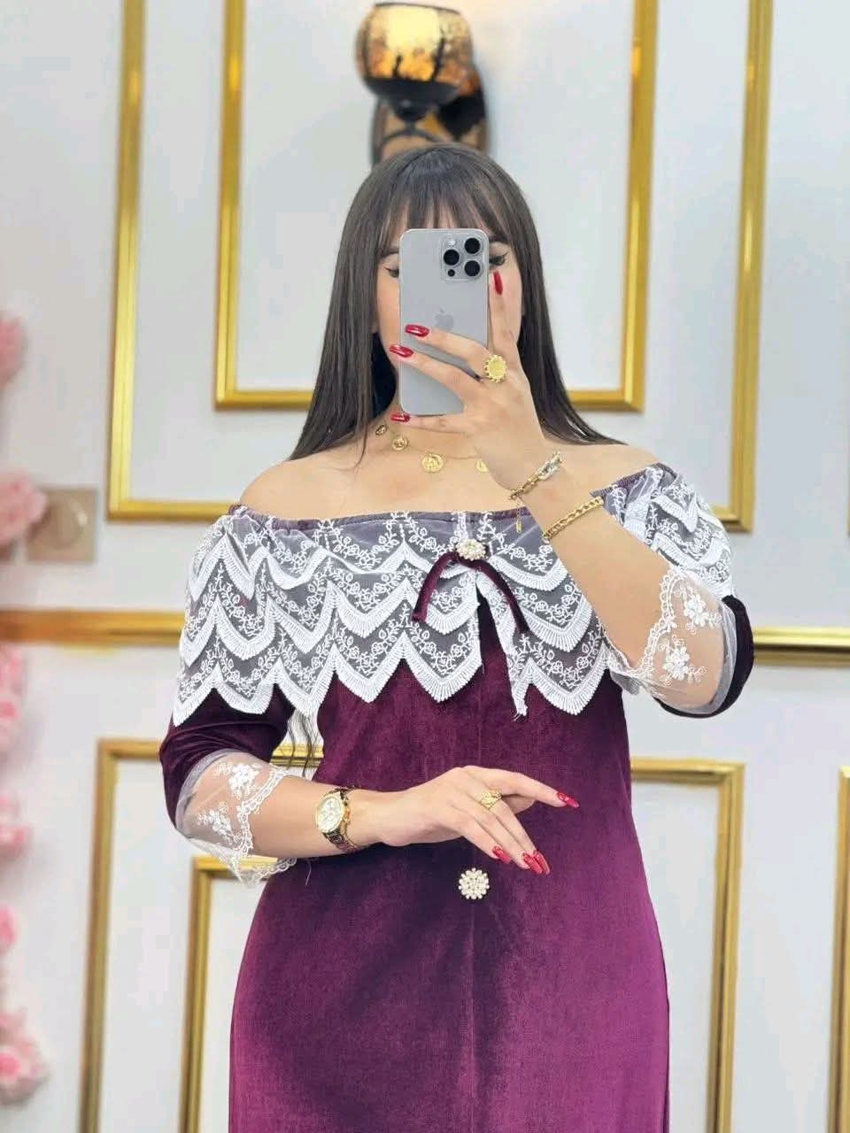 ملابس نساء image