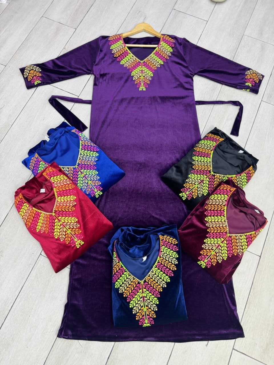 قندورة قطيفة image