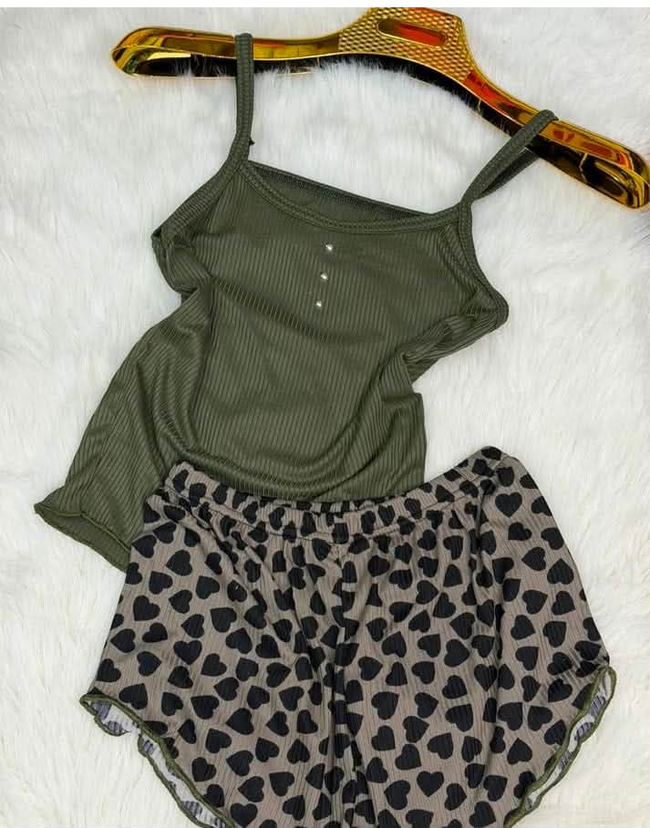 بيستي شورط image