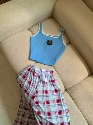 بيستي سروال image