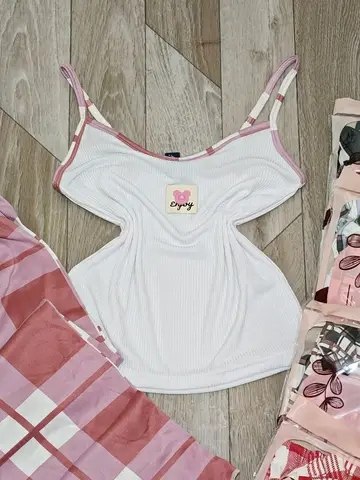 بيستي سروال image