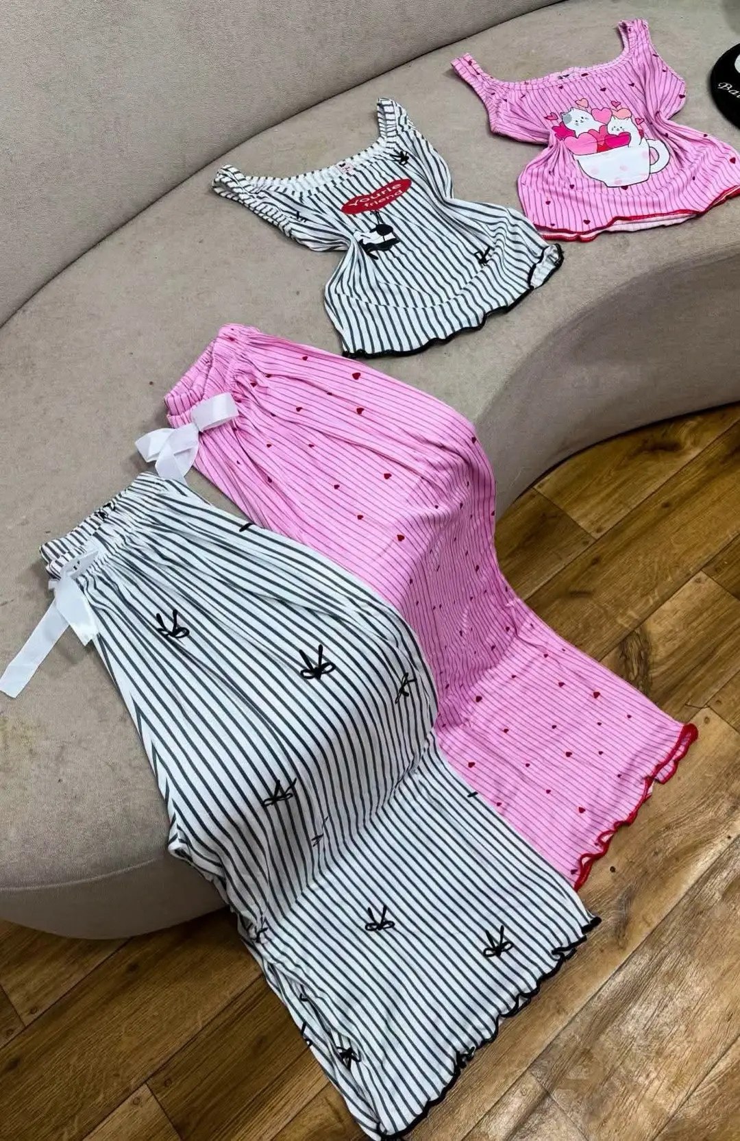 بيستي سروال image