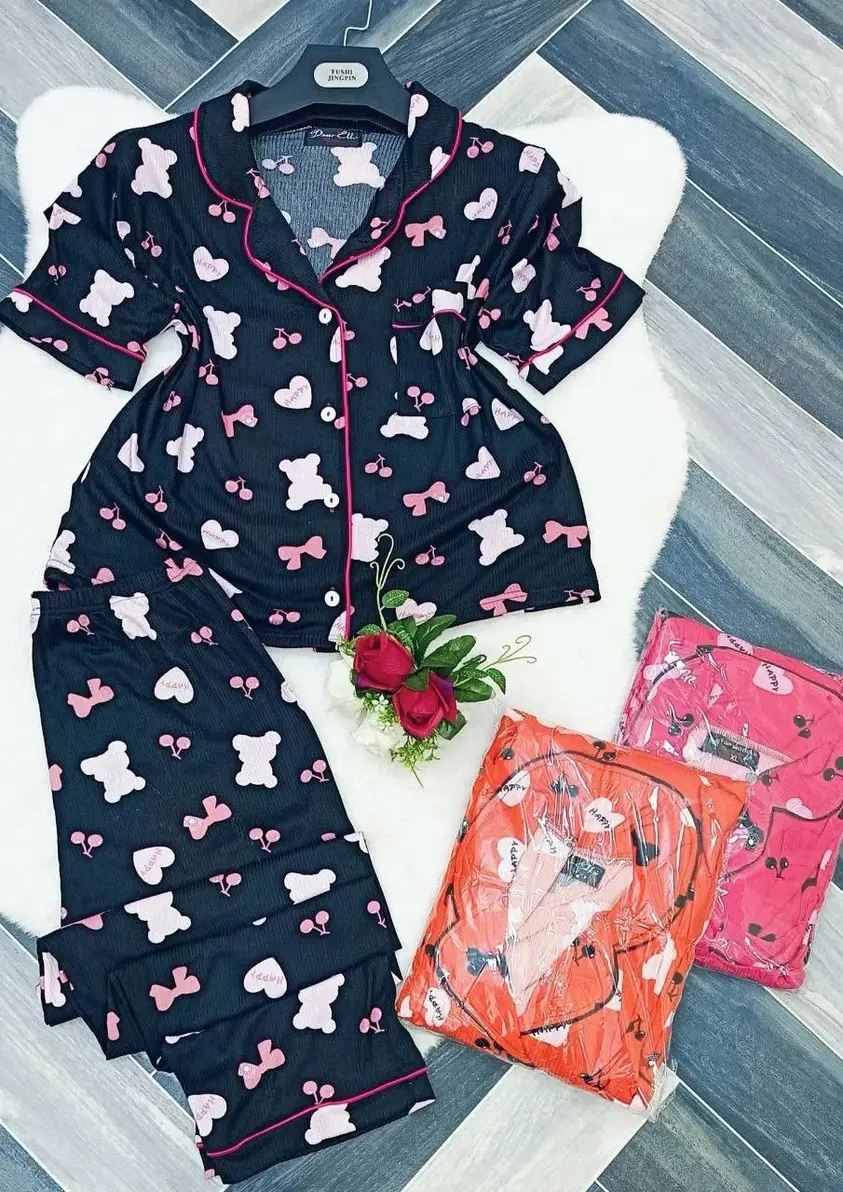 بيجاما القفلة image