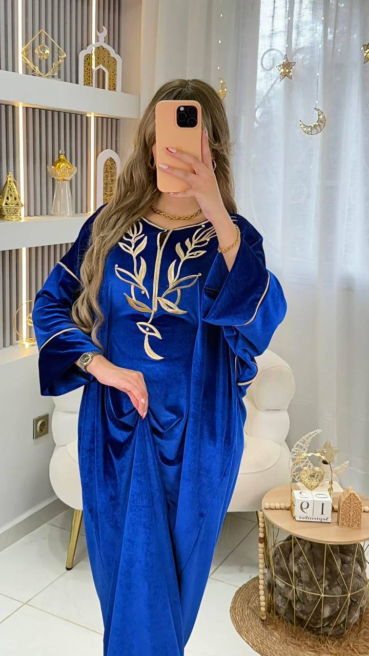 قماش قطيفة مطرزباتقان image