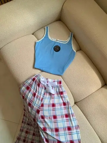 بجامة بيستي سروال image