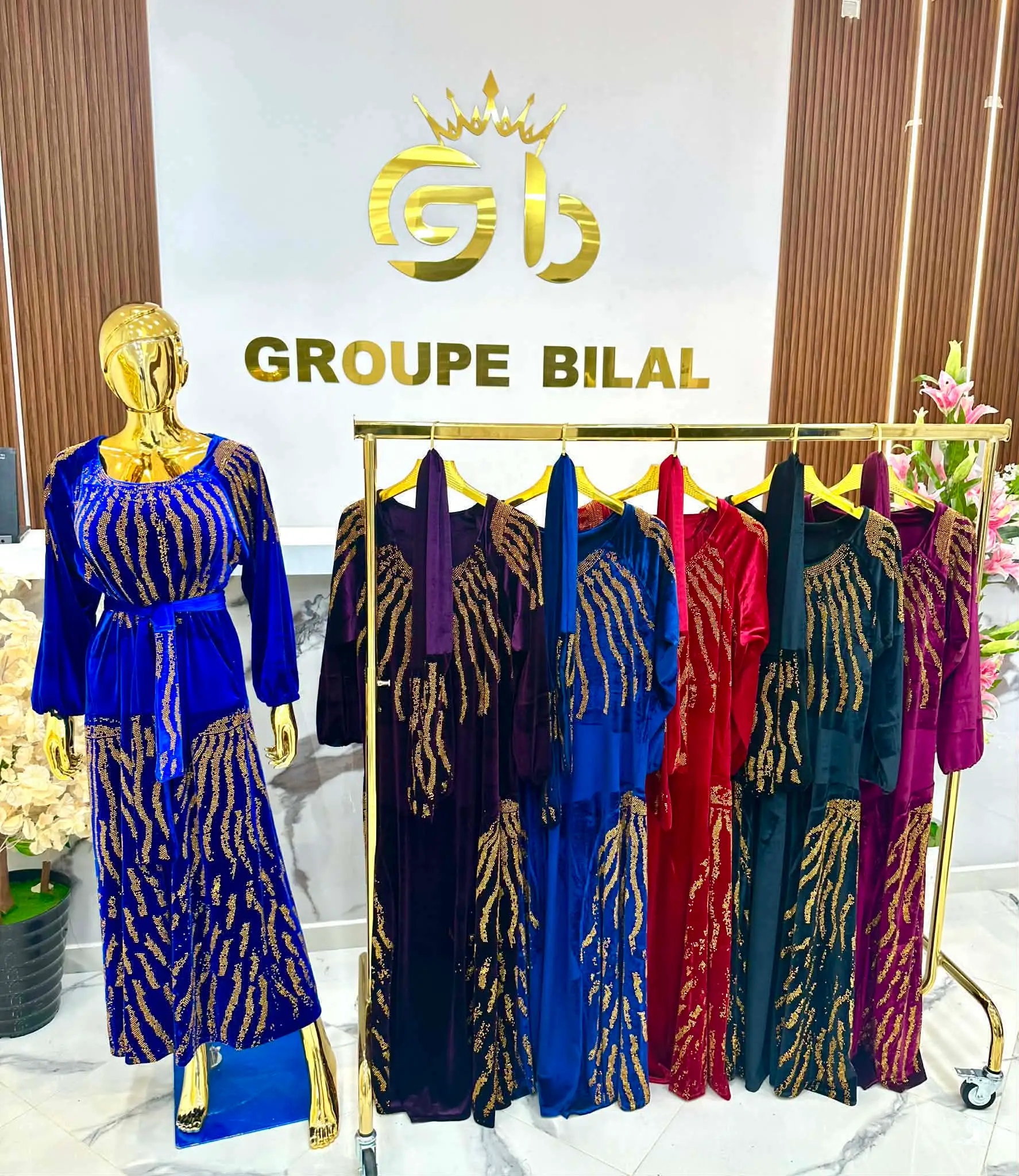 فساتين نسائية بالوان جميلة