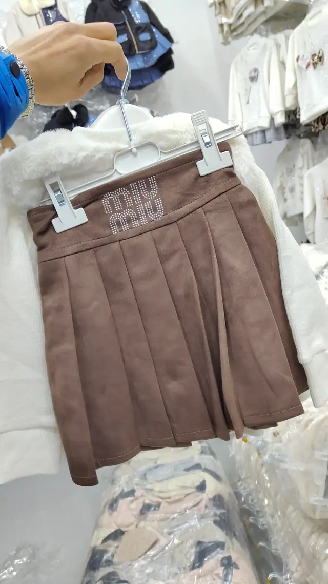 طقم بنات شيك image