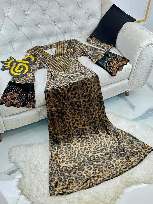 فساتين نسائية بالوان جميلة