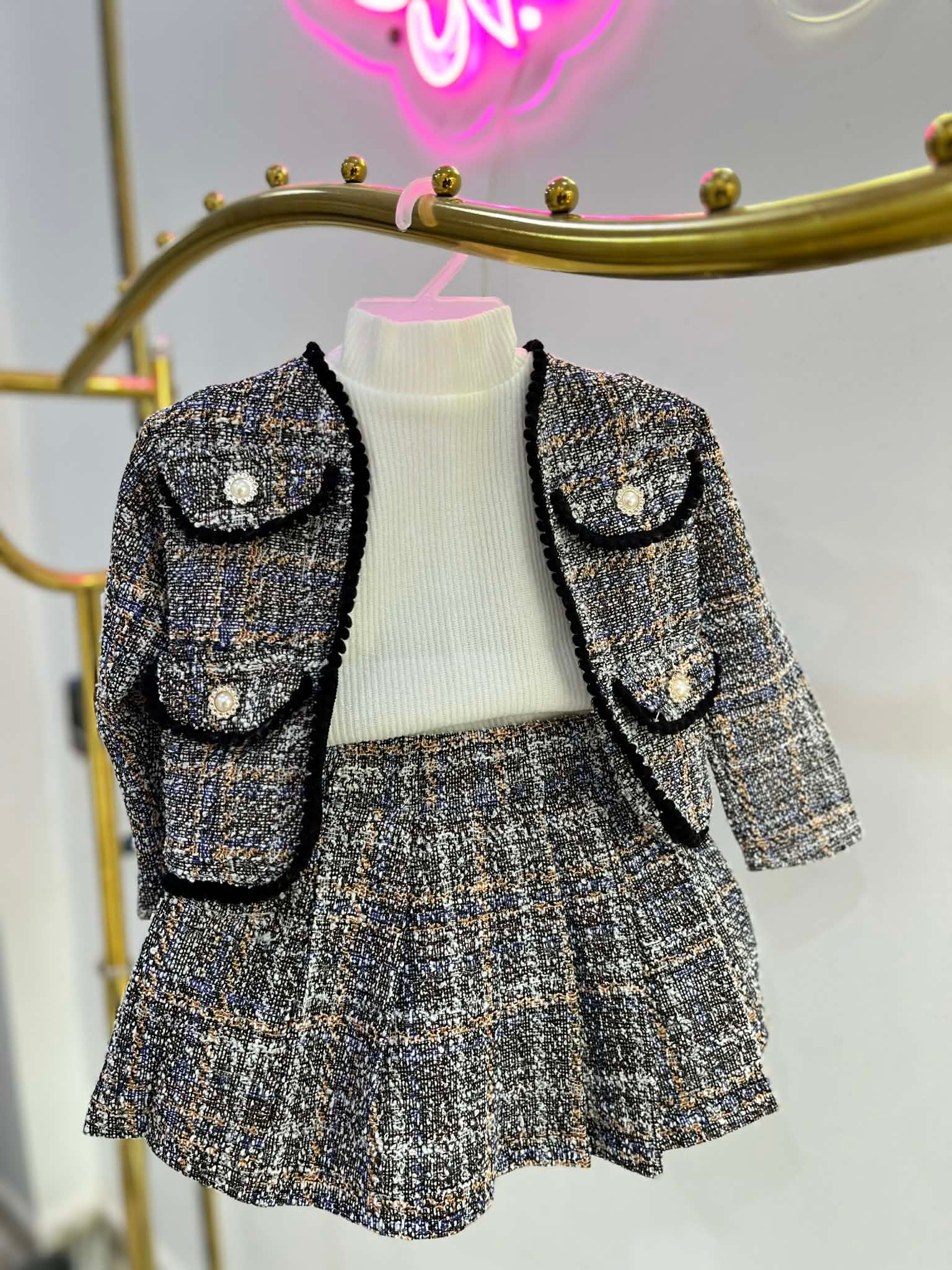 ملابس اطفال image