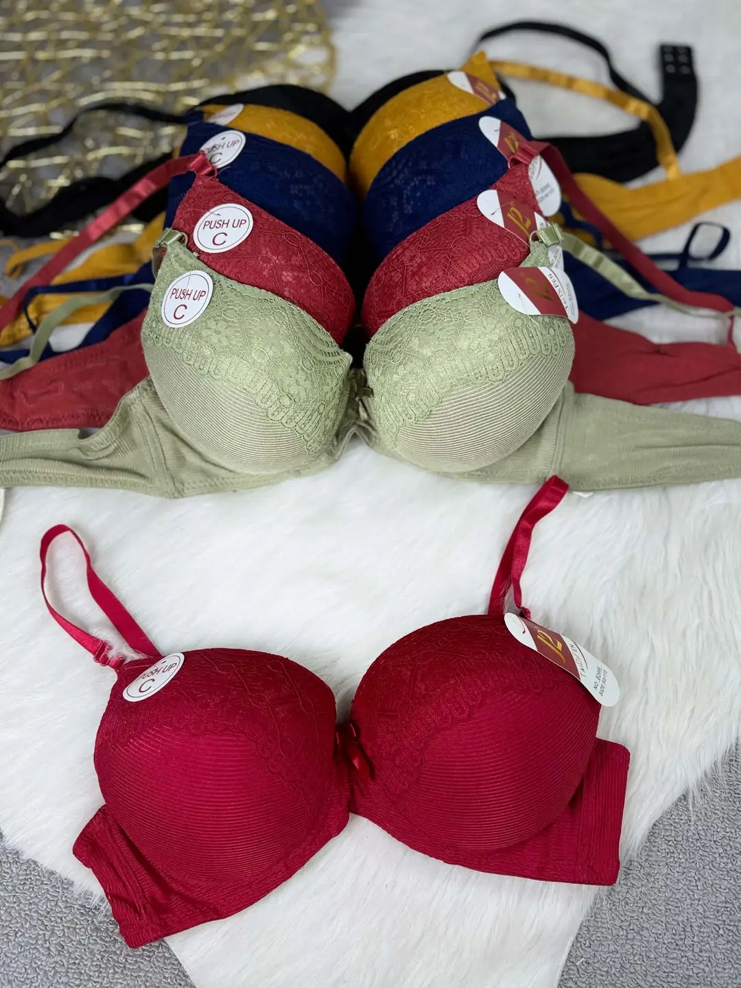 ملابس داخلية