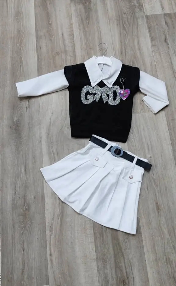 👗طقم انيق لطفلتك في كل مناسبة
