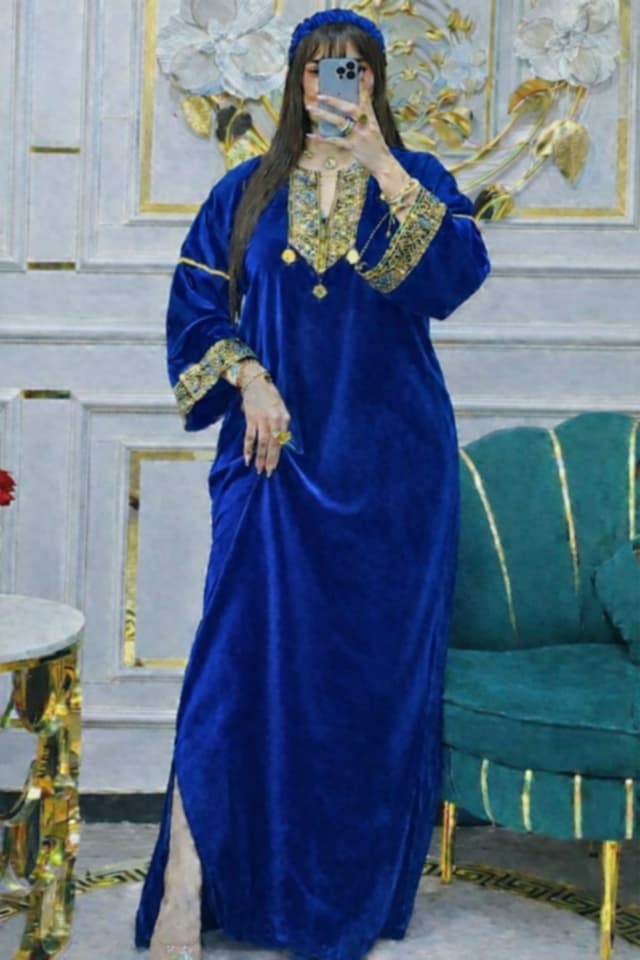 جبة قاطيفة تهبل