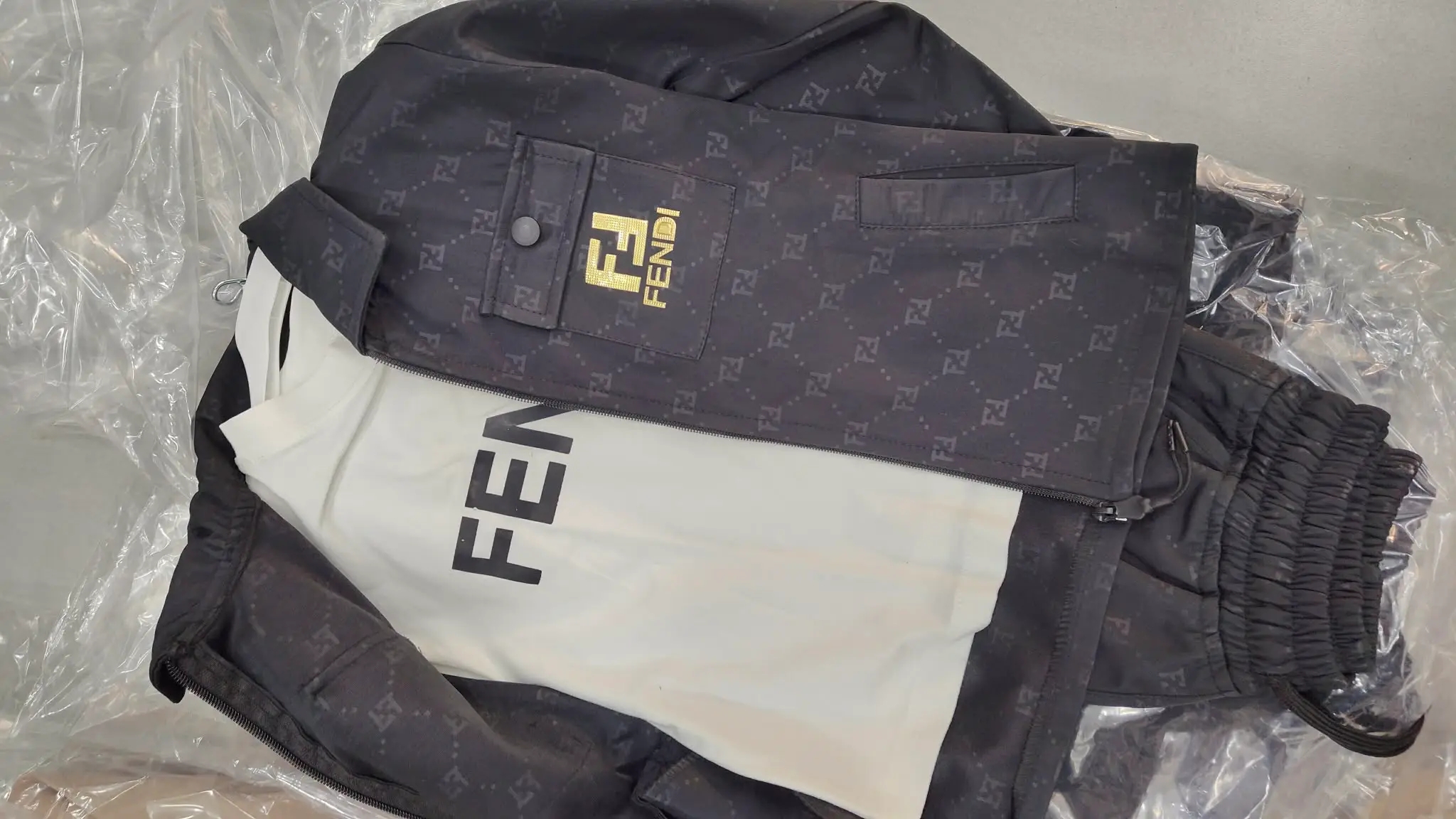 طقم أطفال عصري ومريح 👖✨ image