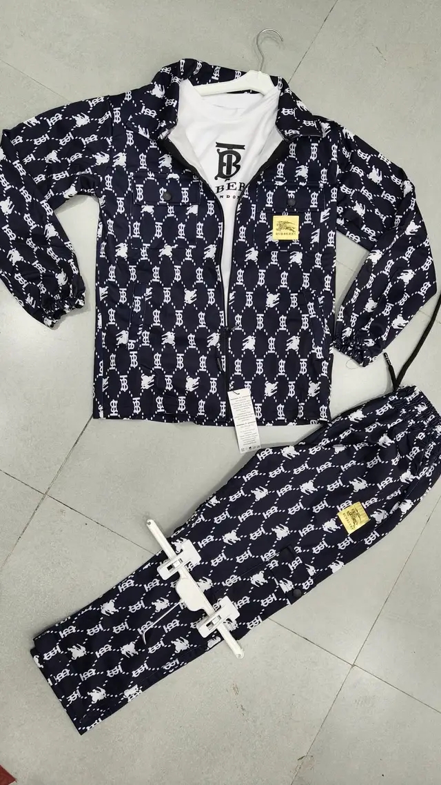 طقم أطفال عصري ومريح 👖✨ image