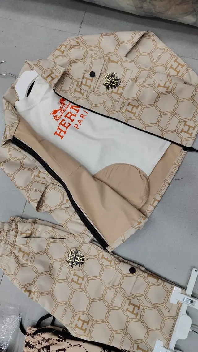 طقم أطفال عصري ومريح 👖✨ image