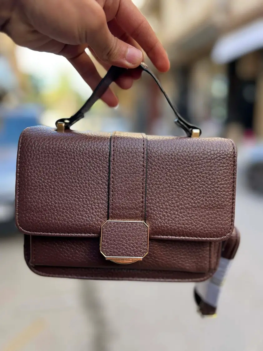 👜لمسة اناقة لكل اطلالة 👜