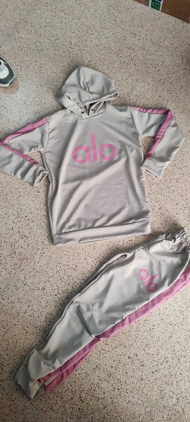 سيرفات بنات image