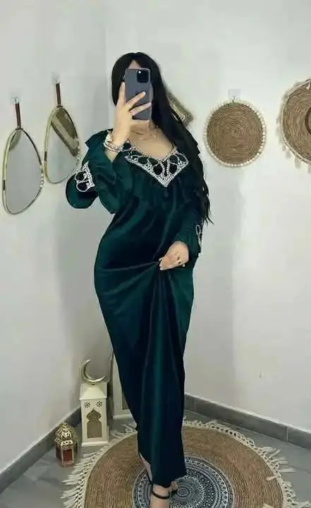 مدال ملكي فاخر image