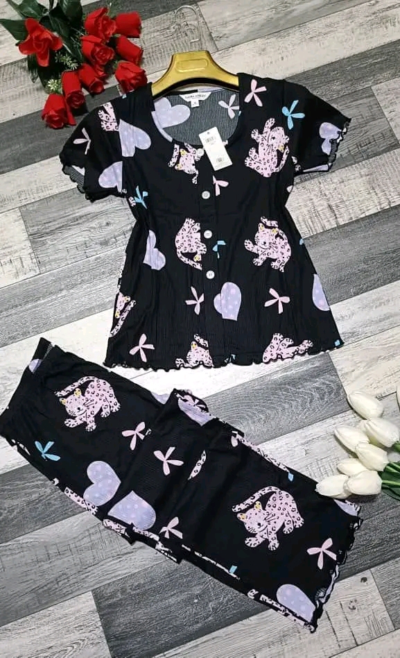 بيجامة لورا اشلي image