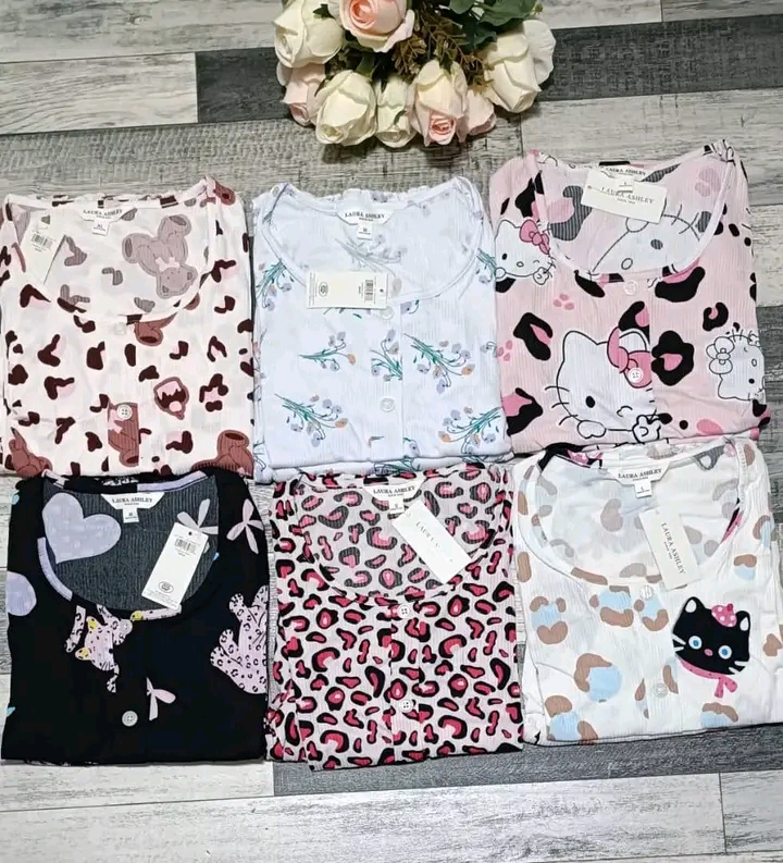 بيجامة لورا اشلي image