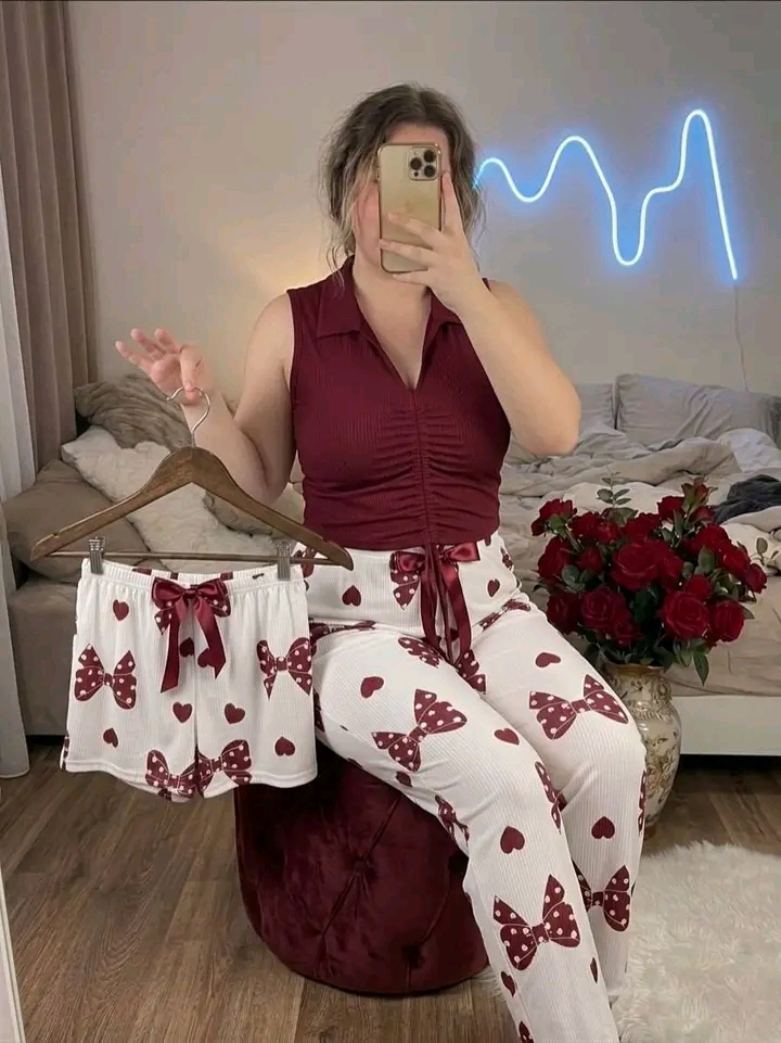 بيجامة 3 قطع image