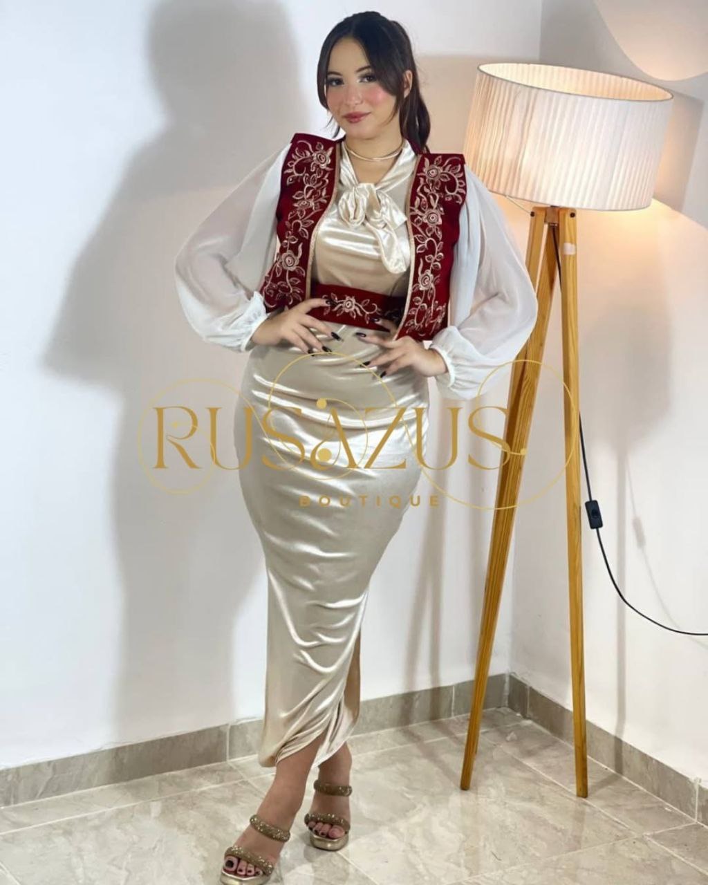 غليله عاصمي قطيفة رويال شتوي 😍 image