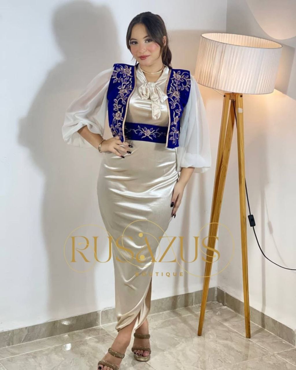 غليله عاصمي قطيفة رويال شتوي 😍