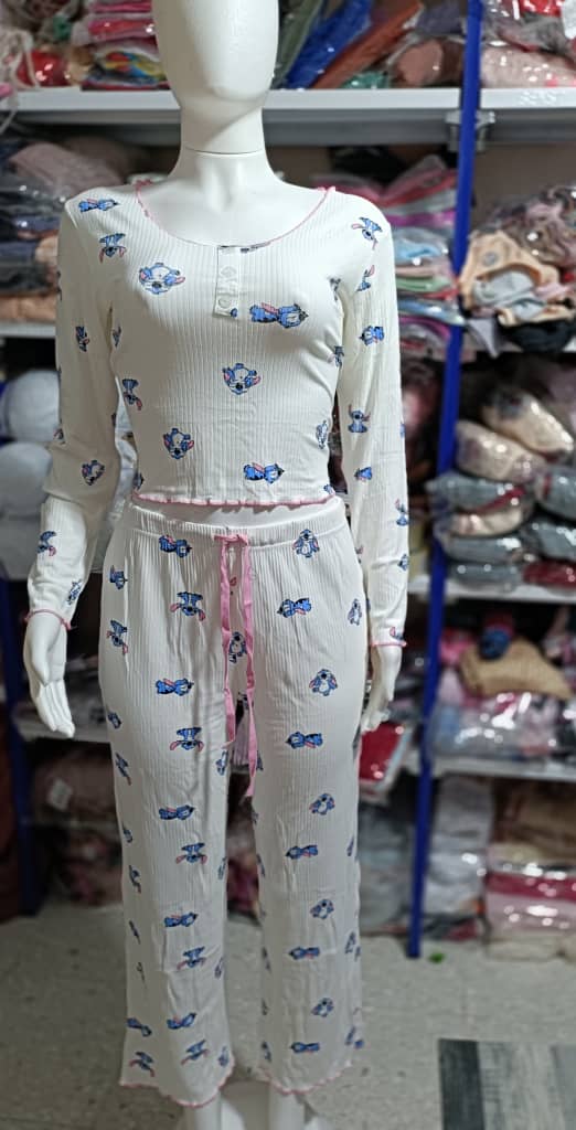 بيجامة ديزني image