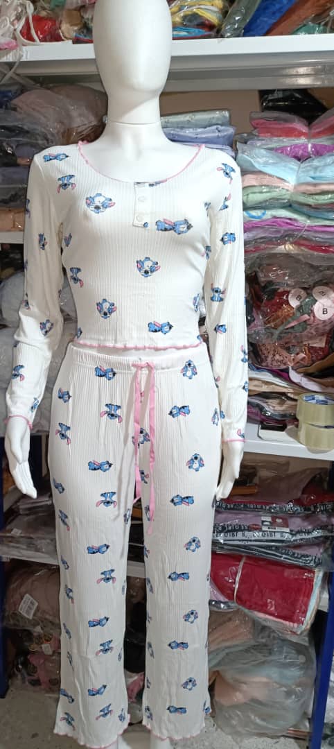 بيجامة ديزني