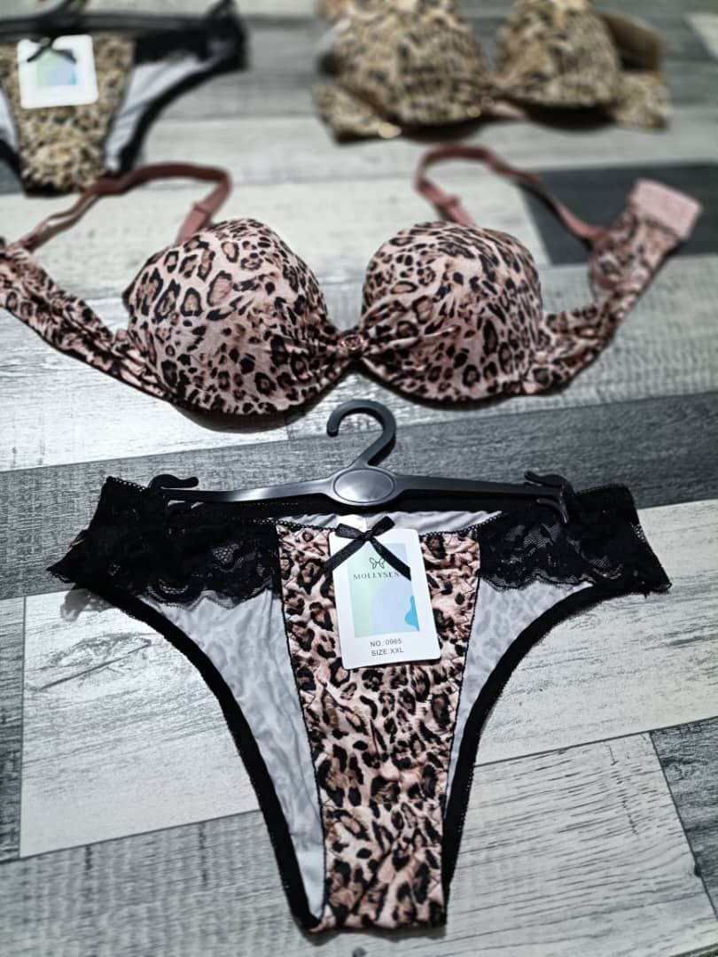 دوبياس تيڨر