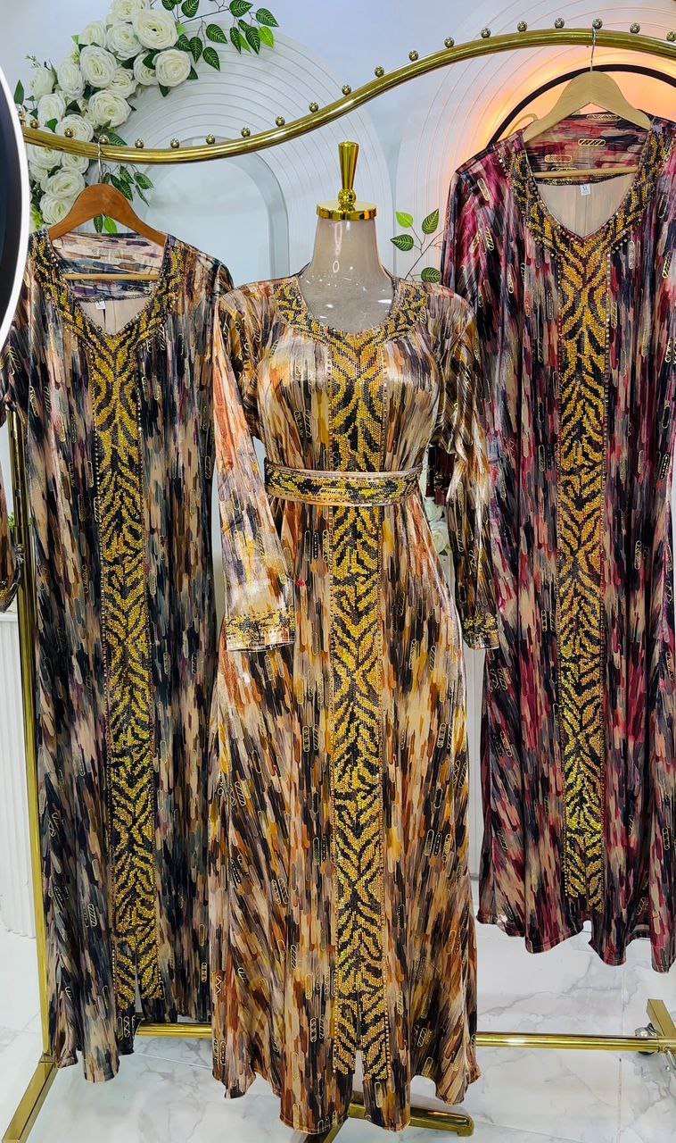 فساتين نسائية بالوان جميلة