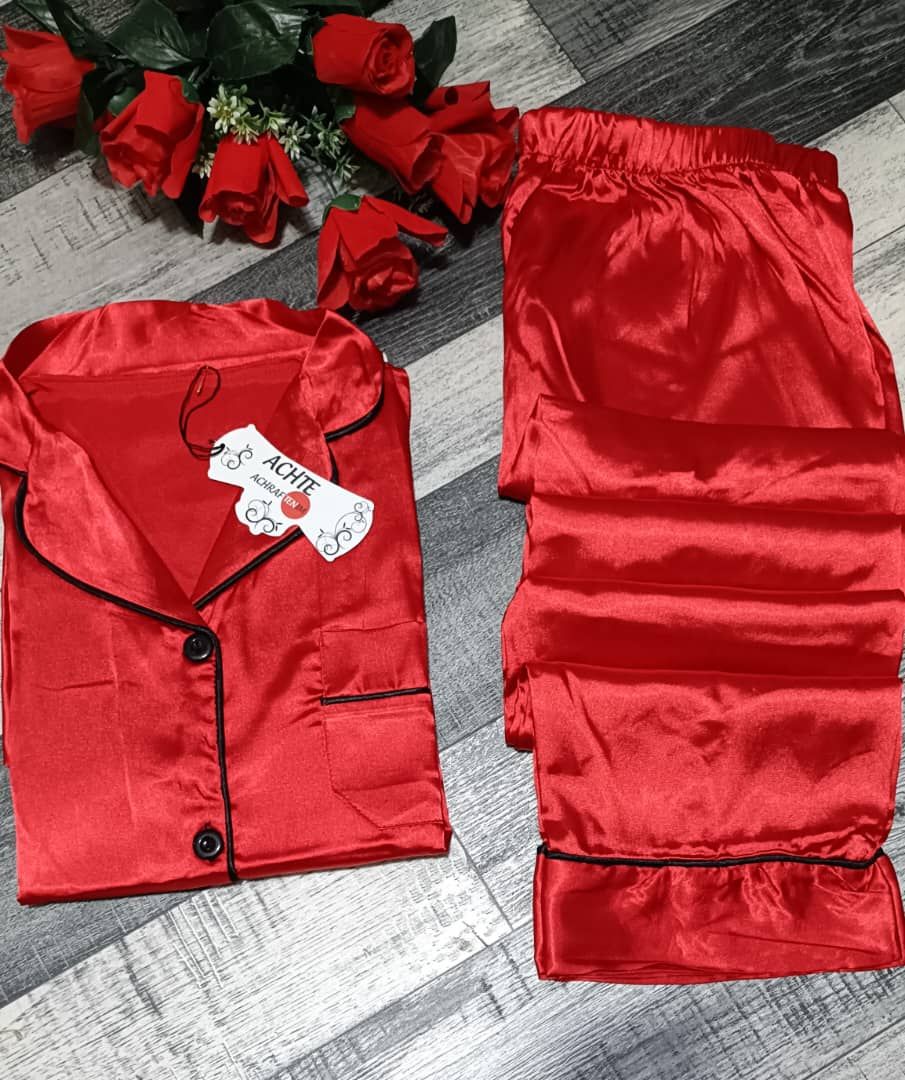 بيجامة ساتا