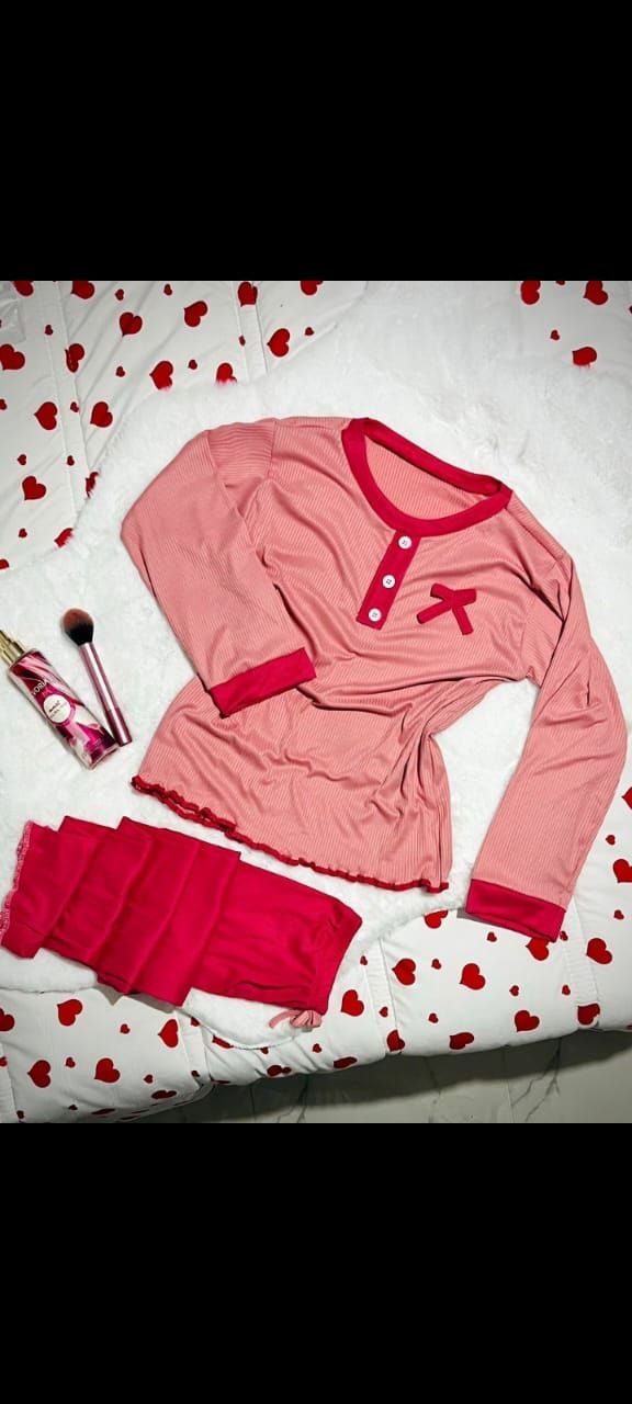 بيجامة نساء image