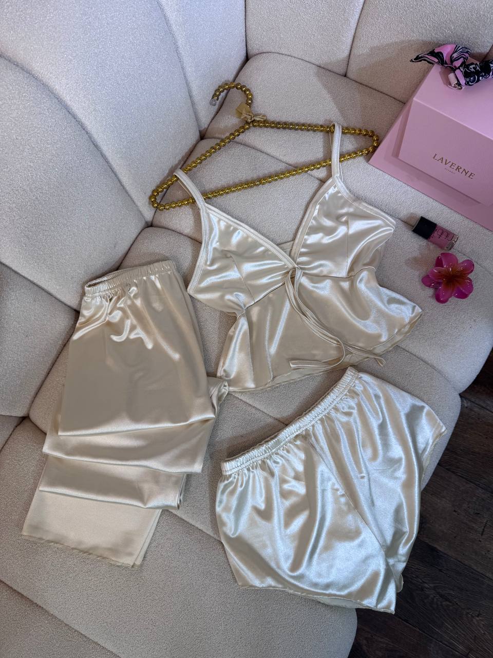 بيستي شورط سروال image