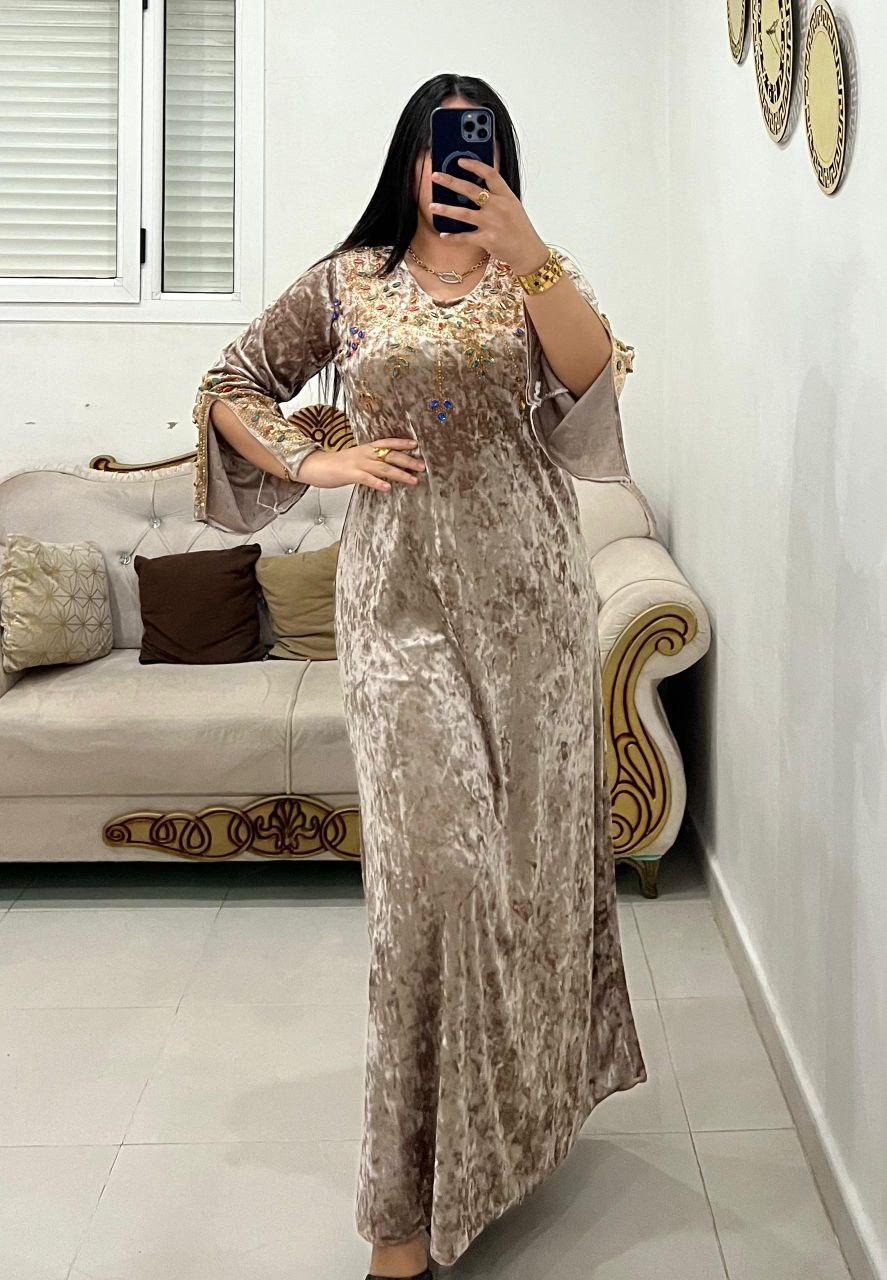 ✅️  326  الف ✅️ قماش قطيفة ماربري ✅️ مقاسات       M l xl xxl ✅️ 06 فالسيري