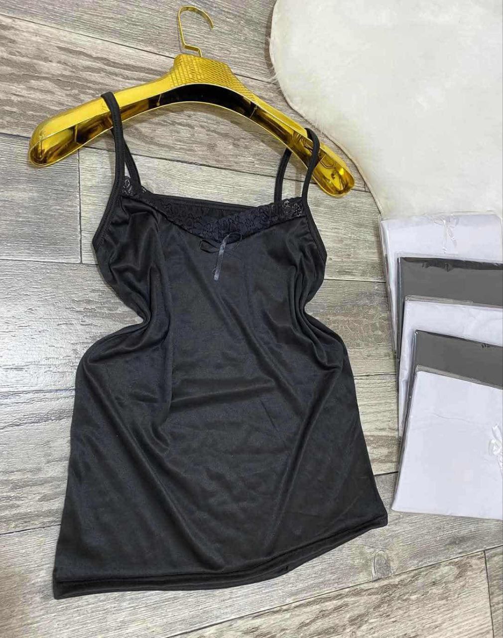 لي بيستي image