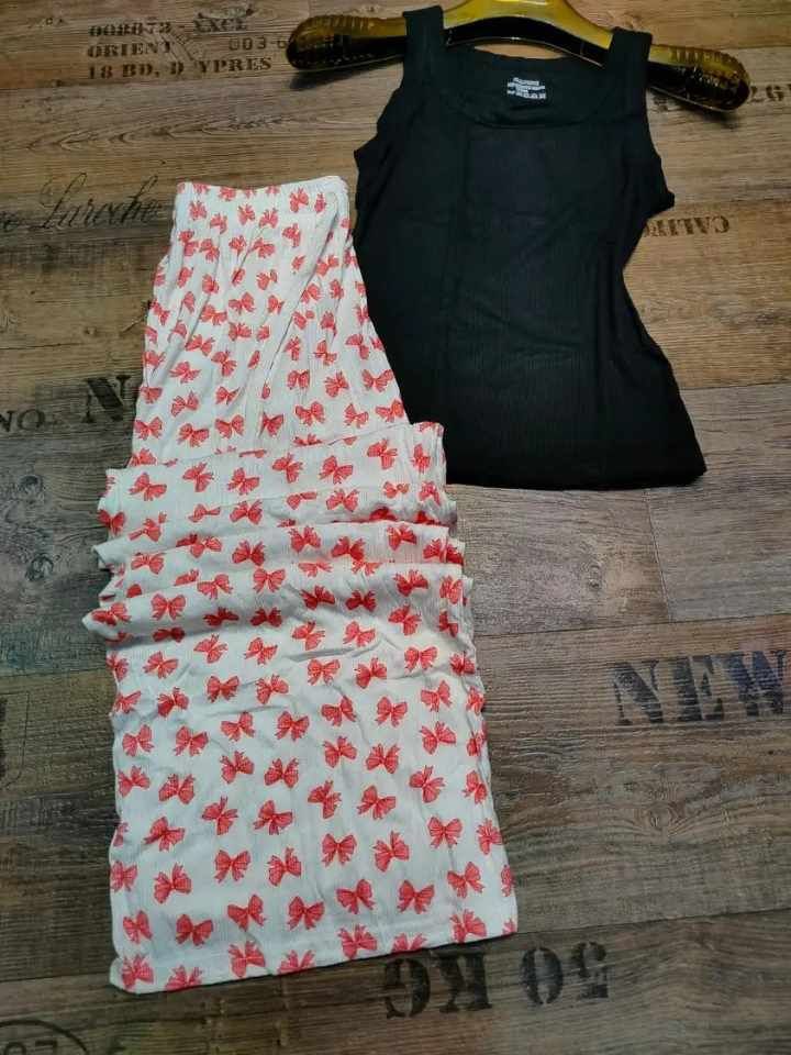 بيجامة نساء image