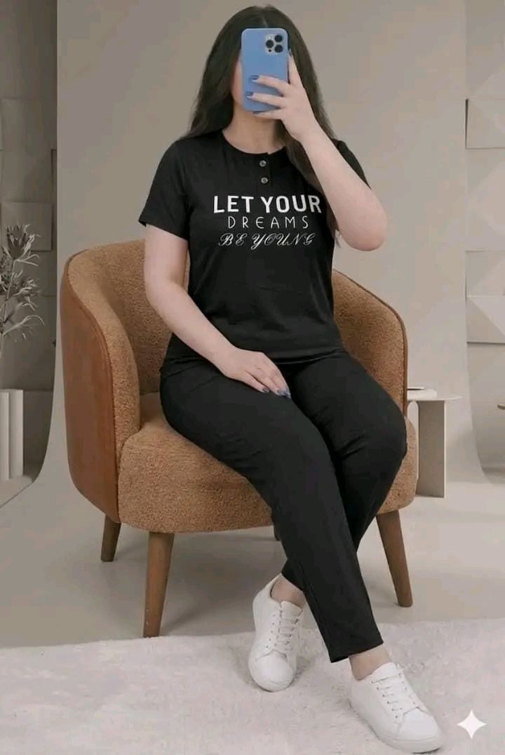 بيجامة اريور image