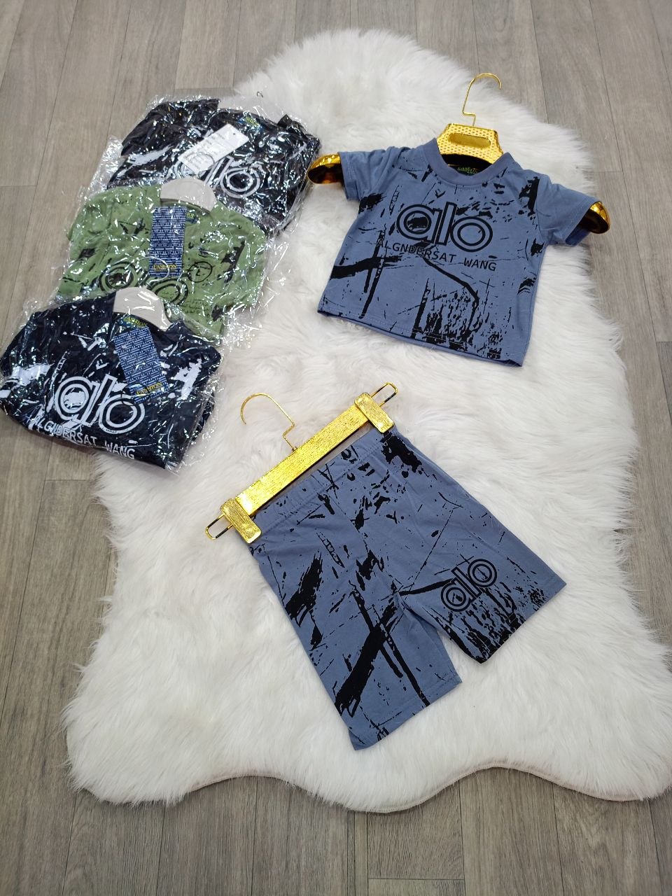 انصوبل اولاد صغار image