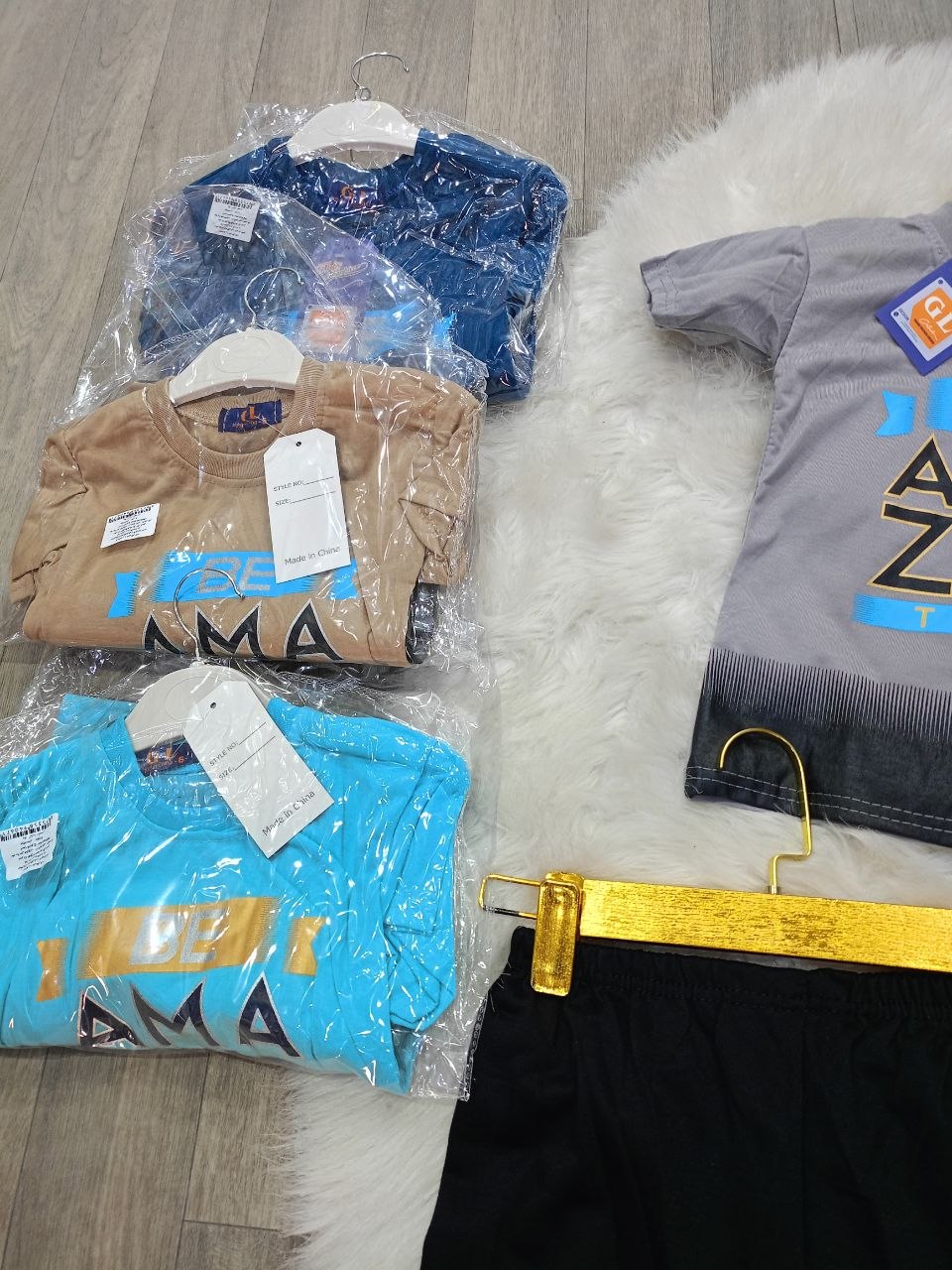 انصوبل اولاد صغار image