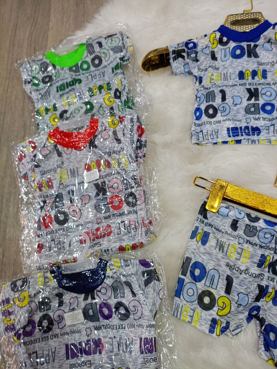 انصوبل اولاد صغار image