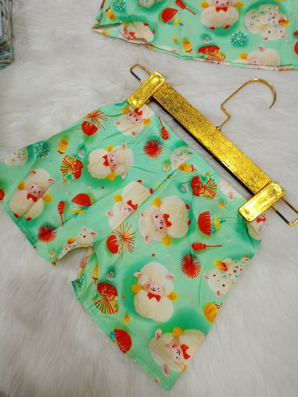 انصوبل اولاد صغار image