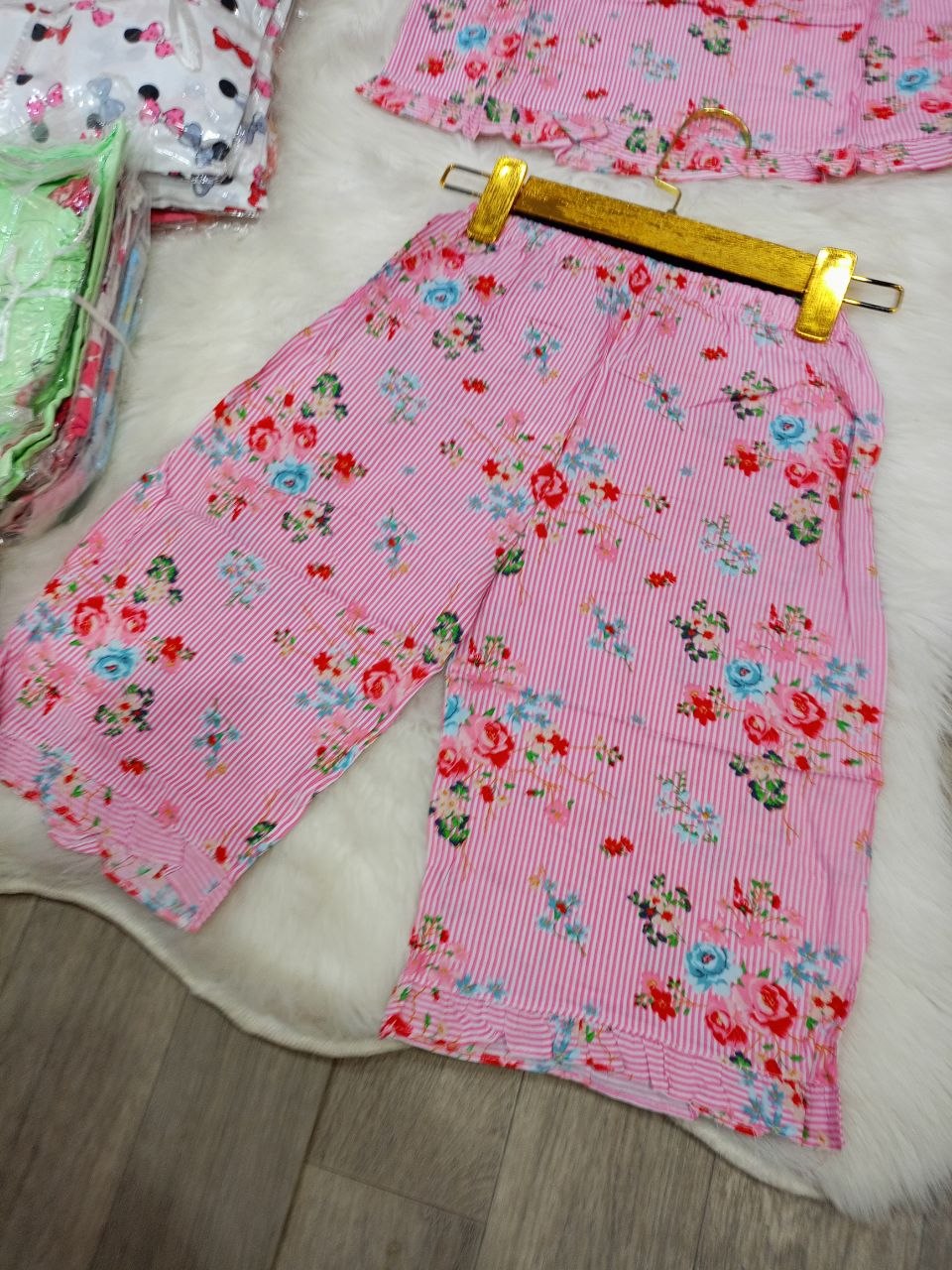 انصوبل اولاد صغار image