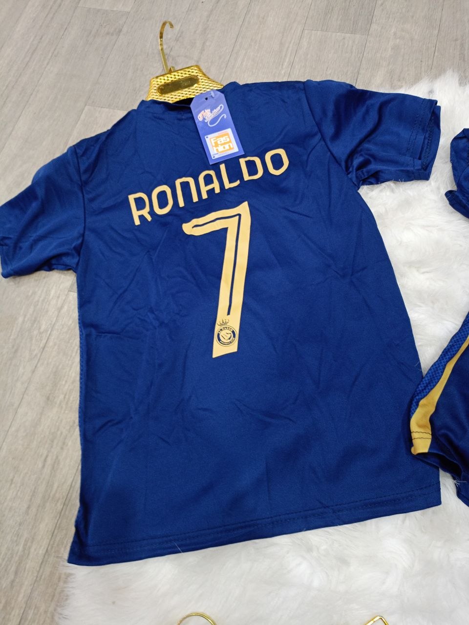 انصوبل اولاد صغار image