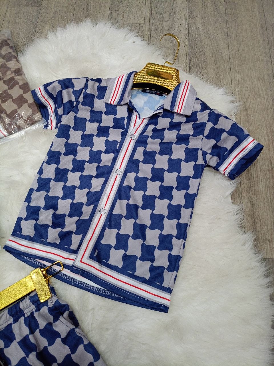 انصوبل اولاد صغار image