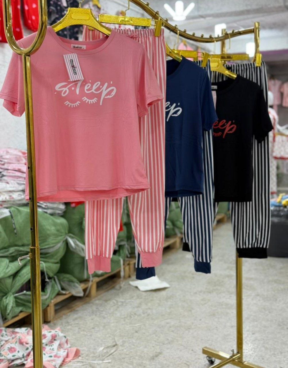 بيجامة اريو image