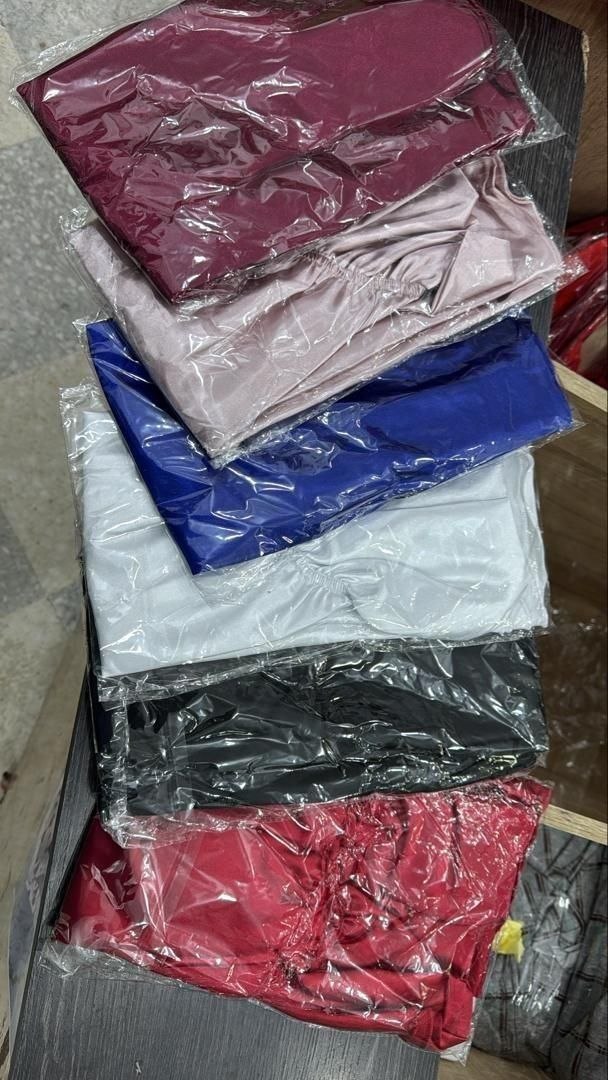 فوندروب ساتان بليزيستراس image