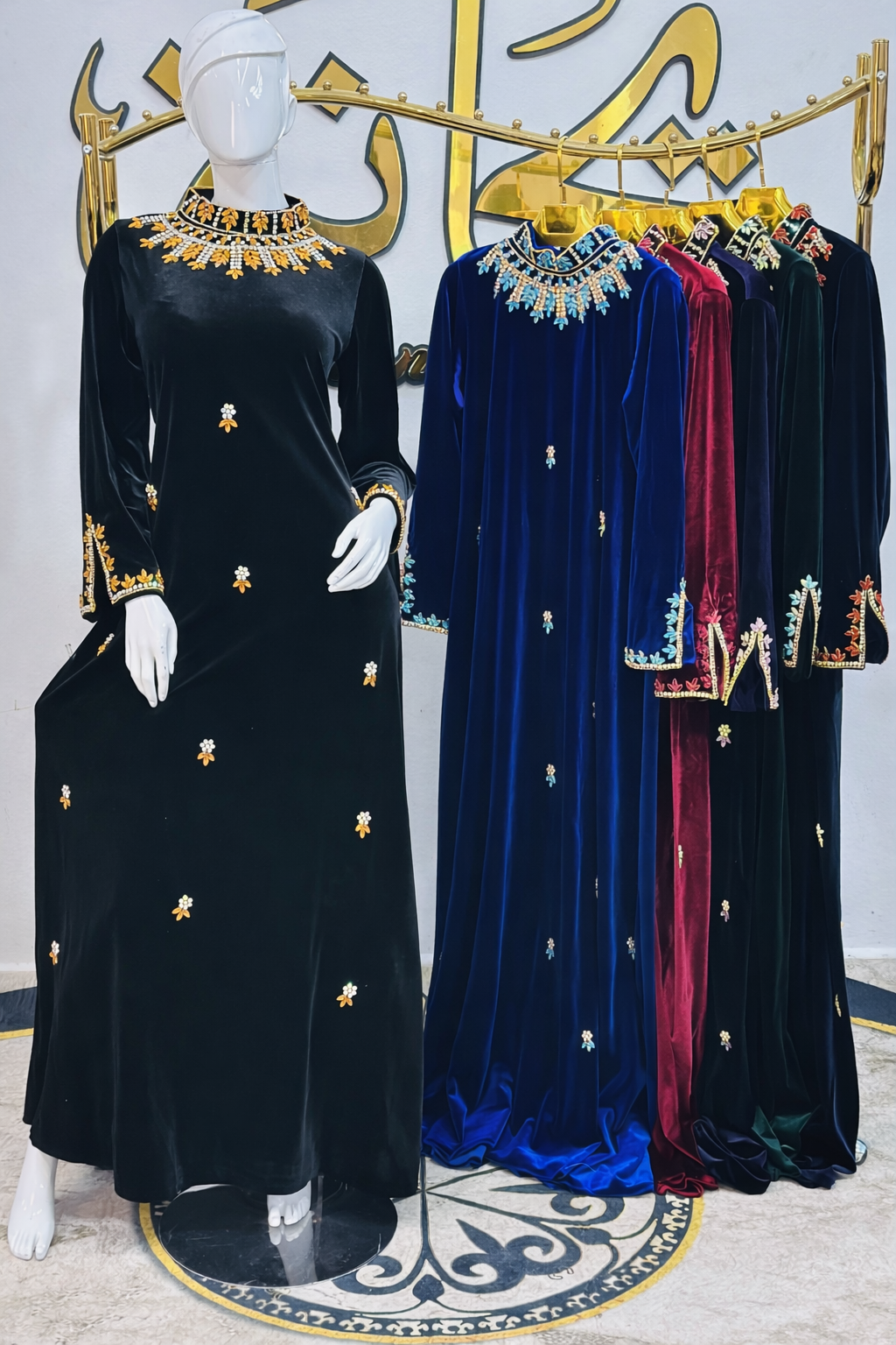 💛 ✨أناقة مخملية بلمسة تراثية فاخرة 🖤ت