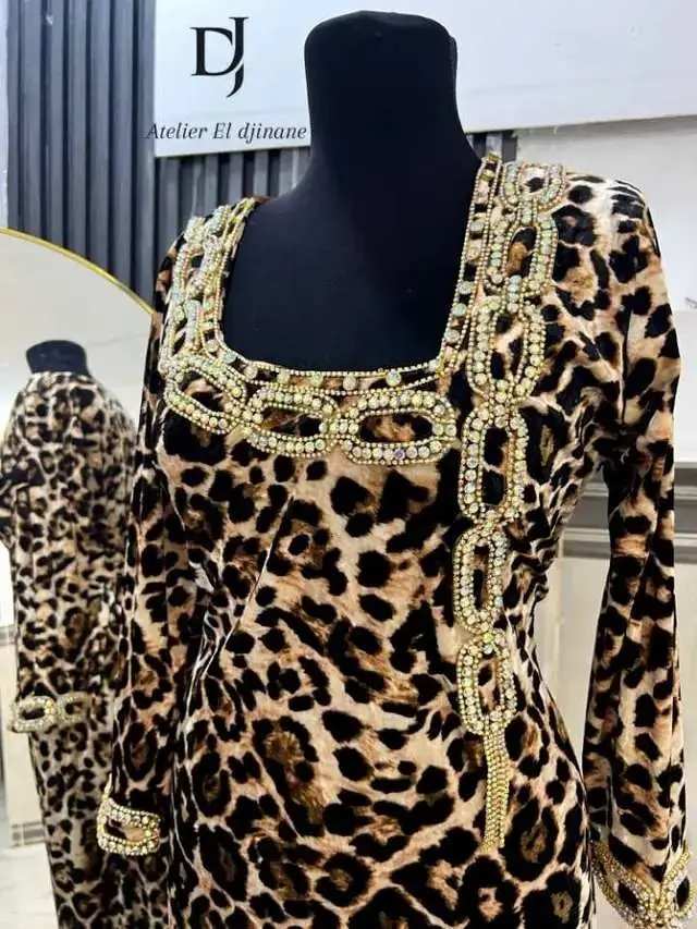 روب قضيفة image