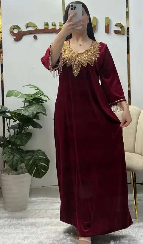 روبة قطيفة روايال image